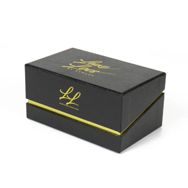 Crocodile Leatherette Makeup Gift Box with Foam Insert Crocodile Leatherette Makeup Gift Box with Foam Insert