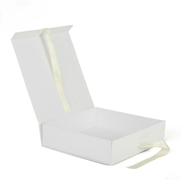 Rigid Pillow Presentation Box with Satin Ribbon Closure Rigid Pillow Presentation Box with Satin Ribbon Closure