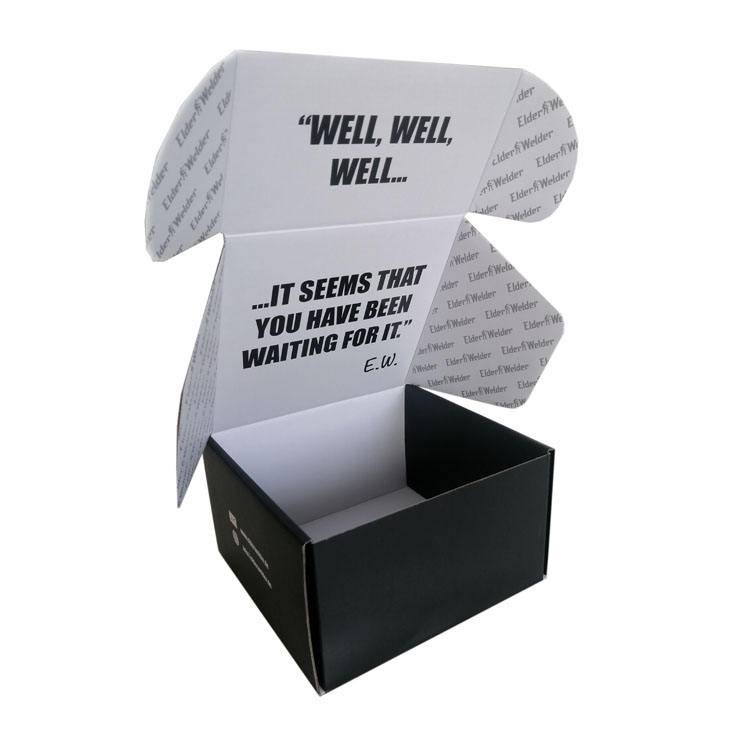 特注色の段ボール箱